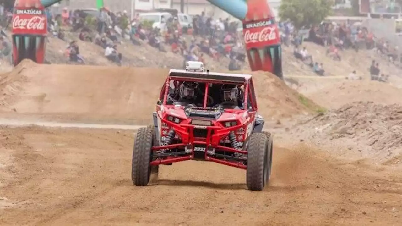 Чешская квадроциклистка не смогла финишировать на этапе Riverside Baja из-за столкновения с кабаном