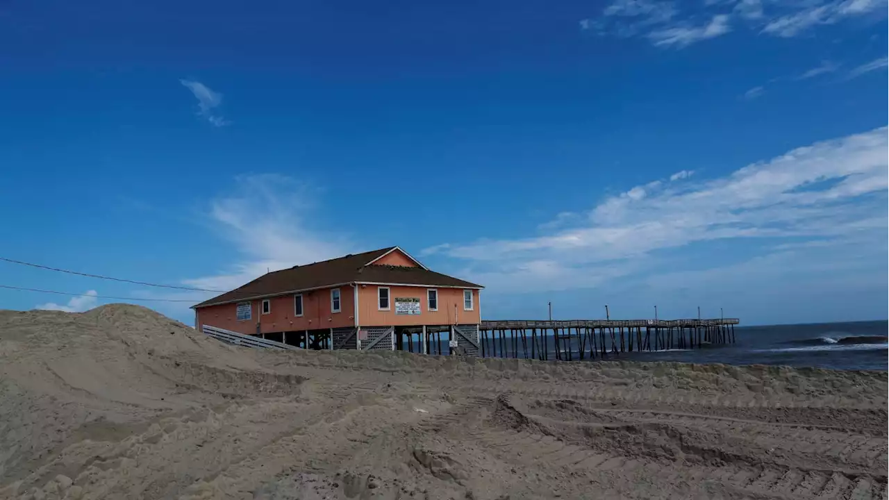 Teen Dies After Digging a Hole That Collapsed in Outer Banks Beach