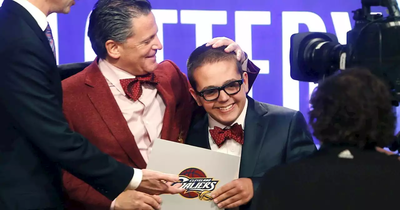 Nick Gilbert, son of Cavaliers owner, dies at 26