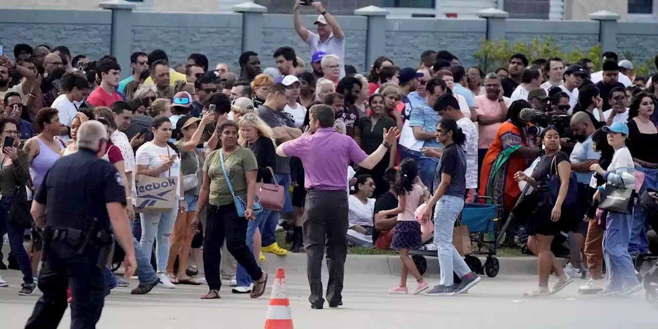 Police: 8 killed in Texas mall shooting, gunman also dead