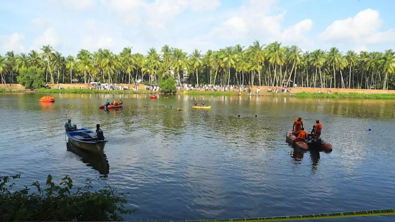 Tourist boat capsizes in southern India, at least 22 dead