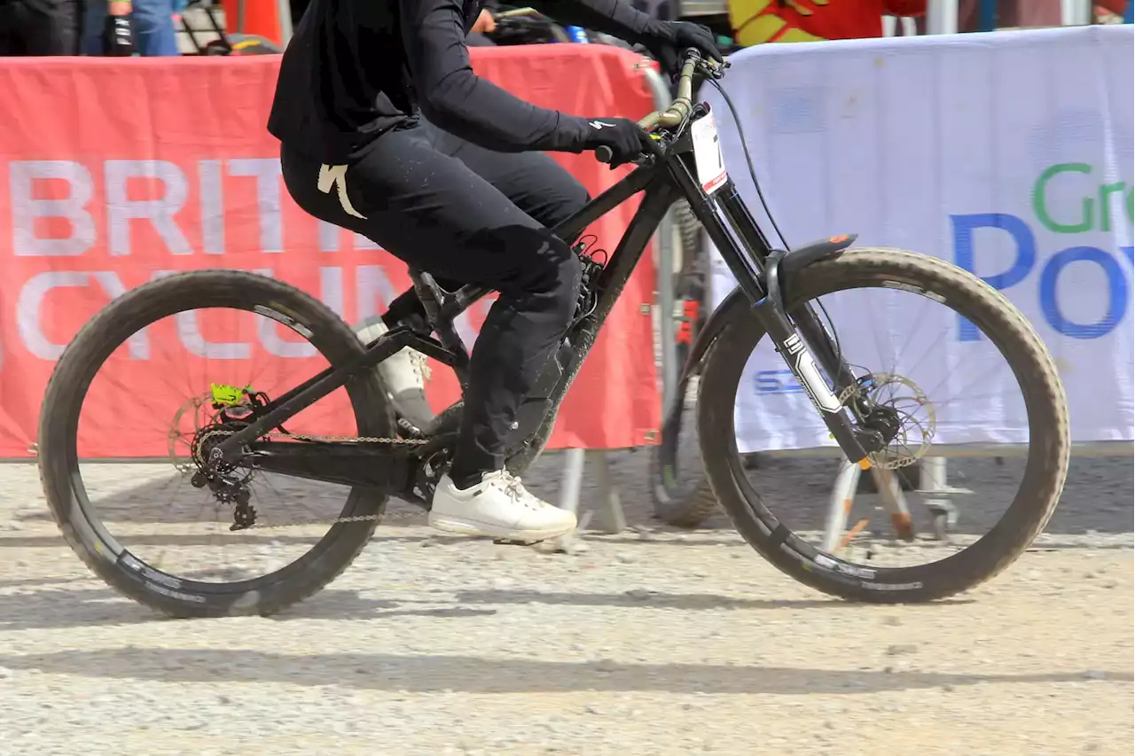 Spotted: Loic Bruni's Prototype Specialized DH Bike at British Nationals