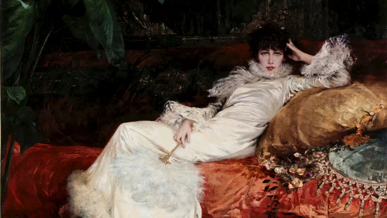 The Original Influencer Was French: A Show Dedicated To Sarah Bernhardt Celebrates The World’s First Superstar