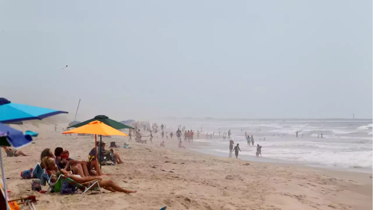 Virginia teen dies from sand hole collapse in North Carolina