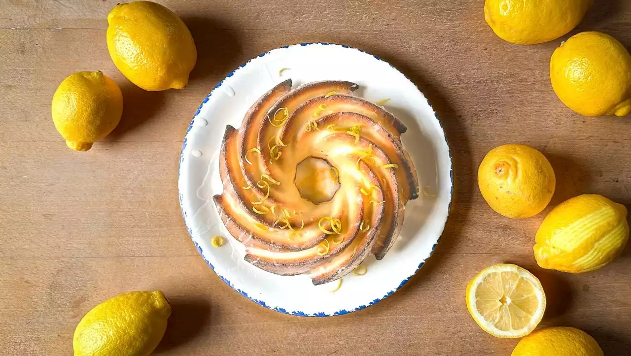 Zum Muttertag: Rezept für englischen Lemon Drizzle Cake – Nervennahrung