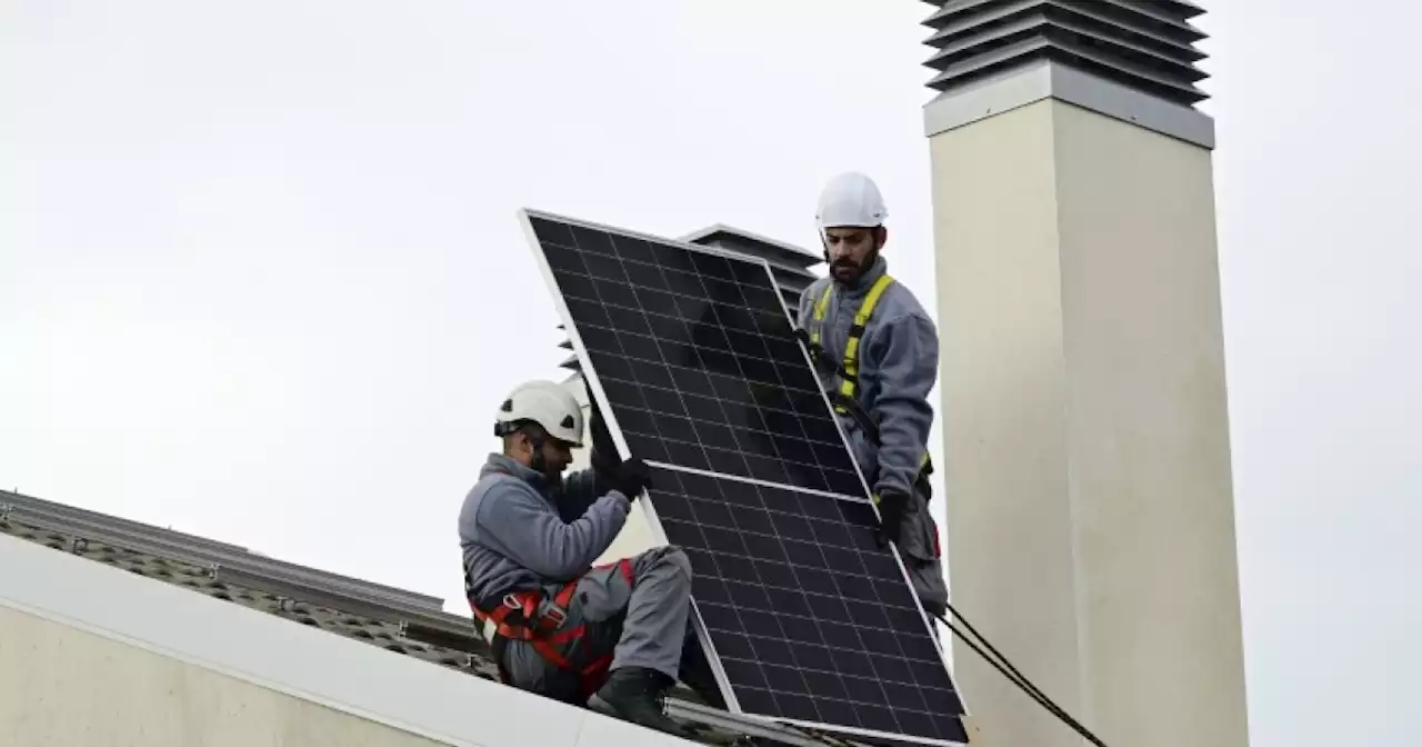 Restore the grid | 6,000 young people to become solar technicians