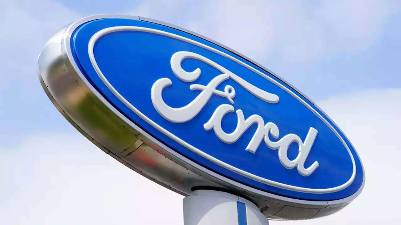 Ford recalls some vehicles for air bag inflator installation