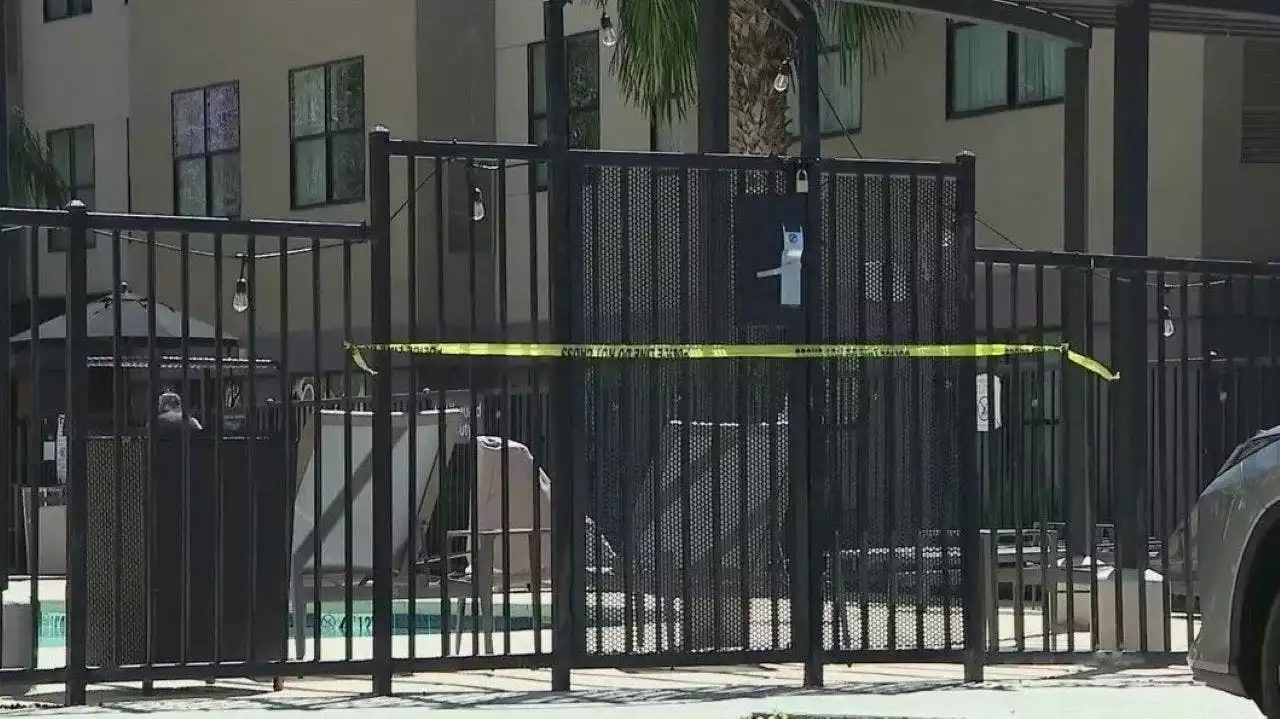 Child dies after being pulled from Phoenix hotel pool: officials