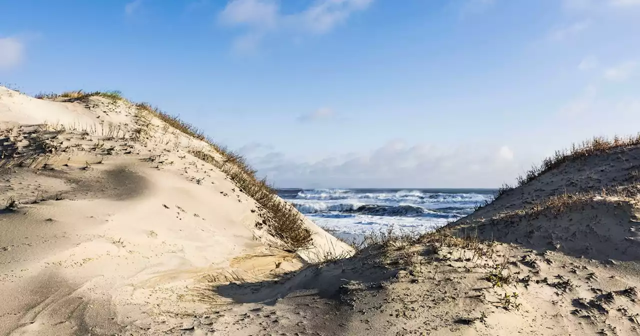 17-Year-Old Dies Buried Under 'Several Feet' Of Sand After North Carolina Dune Collapse