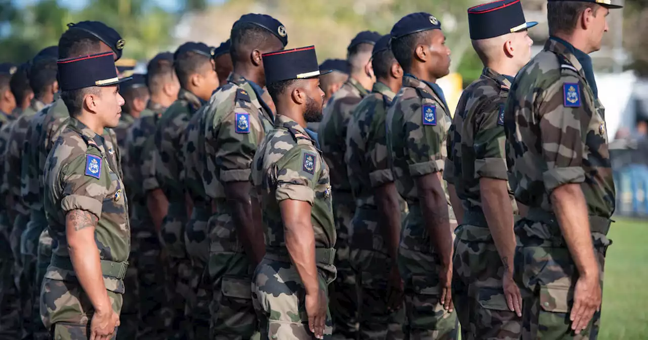 Les personnes séropositives pourront bientôt devenir militaires