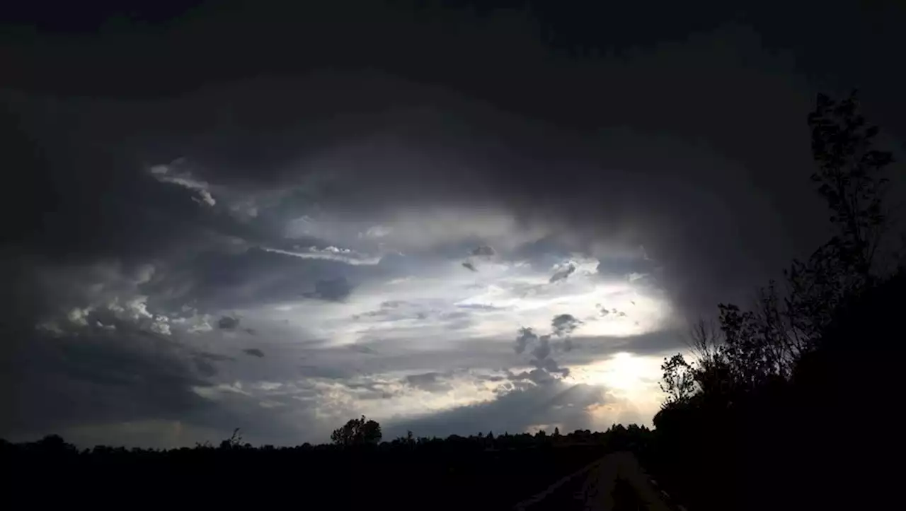 Météo : 12 départements en vigilance aux orages, soleil et vent en région... les prévisions du 8 mai