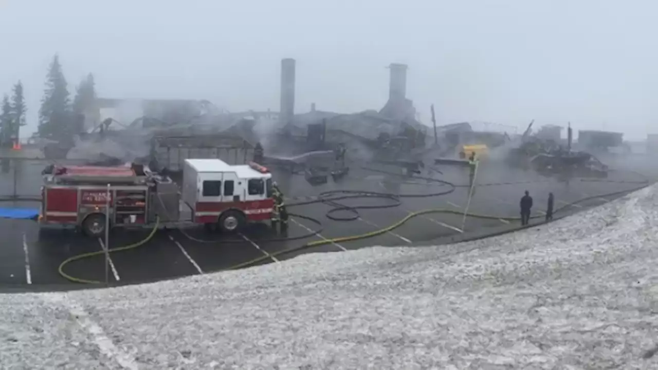 Hurricane Ridge Day Lodge completely burns down in Olympic National Park