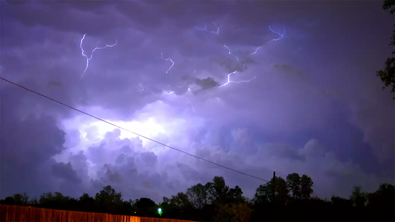 Severe Thunderstorm Warnings, Watches Issued Across the Chicago Area and Northwest Indiana