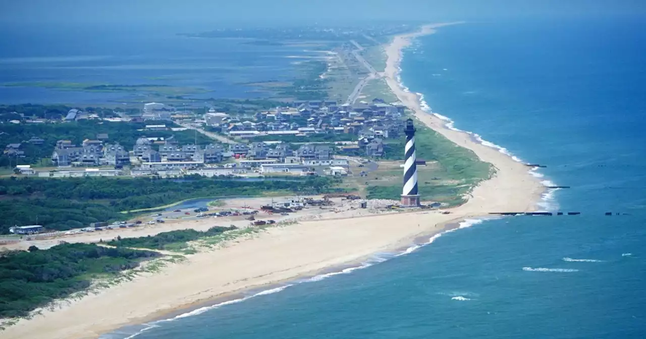 Virginia boy, 17, dies in sand hole collapse in North Carolina