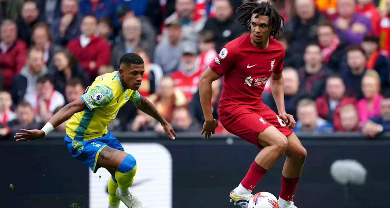 Liverpool : Carragher s’emballe pour Trent Alexander-Arnold