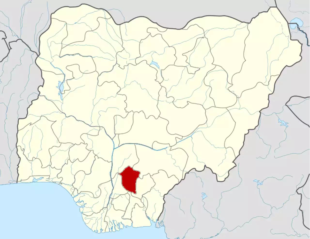 Police arrest three suspected vandals in Enugu