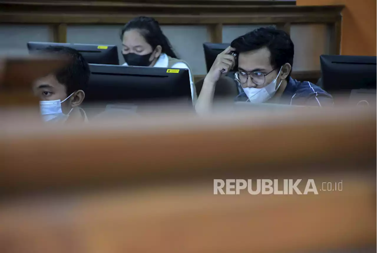 Sebanyak 8.688 Peserta UTBK-SNBT 2023 Ikuti Tes di ITS |Republika Online