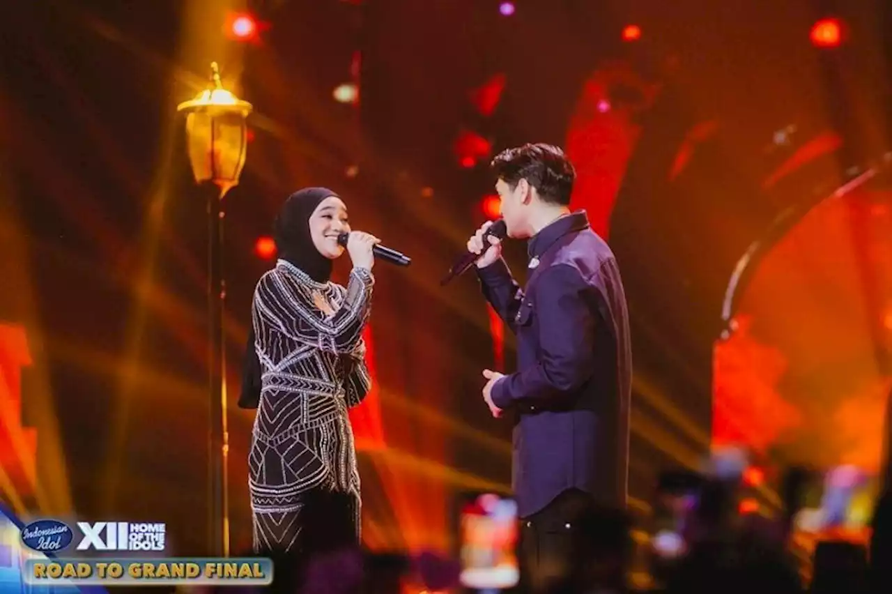 Duet dengan Afgan di Top 3 Indonesian Idol XII, Nabilah Dapat Standing Ovation dari Juri