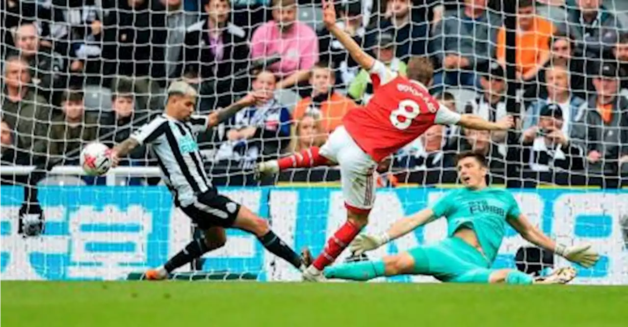 Arsenal pass Newcastle test to keep pressure on Man City