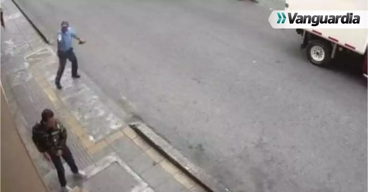 Video: Comerciante fue atacado a tiros por un vigilante informal en Bucaramanga