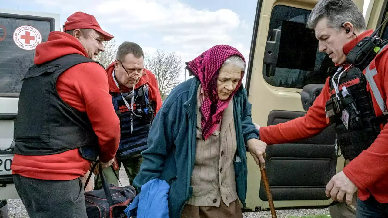 Wie das Rote Kreuz die Arbeit im Ukraine-Krieg erlebt