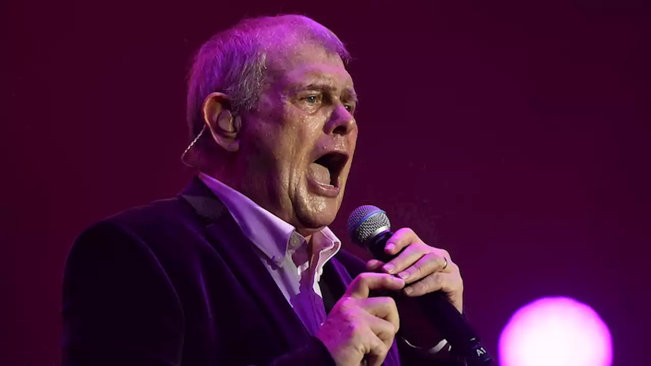 Singer John Farnham makes 'full recovery' from chest infection that left him hospitalised