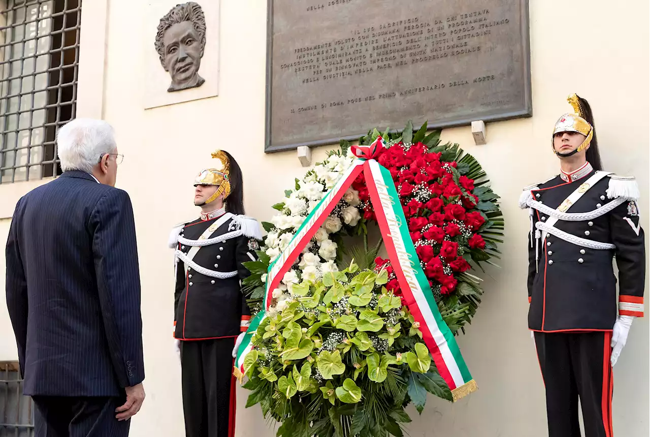 Aldo Moro, Mattarella depone una corona in via Caetani