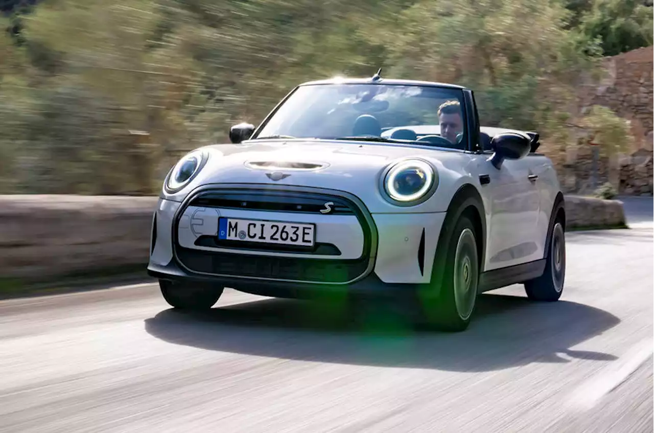 Mini Electric Convertible review | Autocar