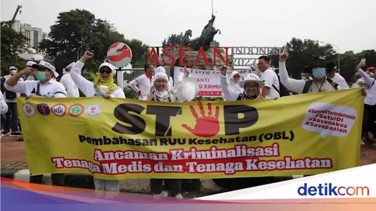 Nakes Demo Tolak RUU Kesehatan, Komisi X DPR Terbuka Masukan Masyarakat