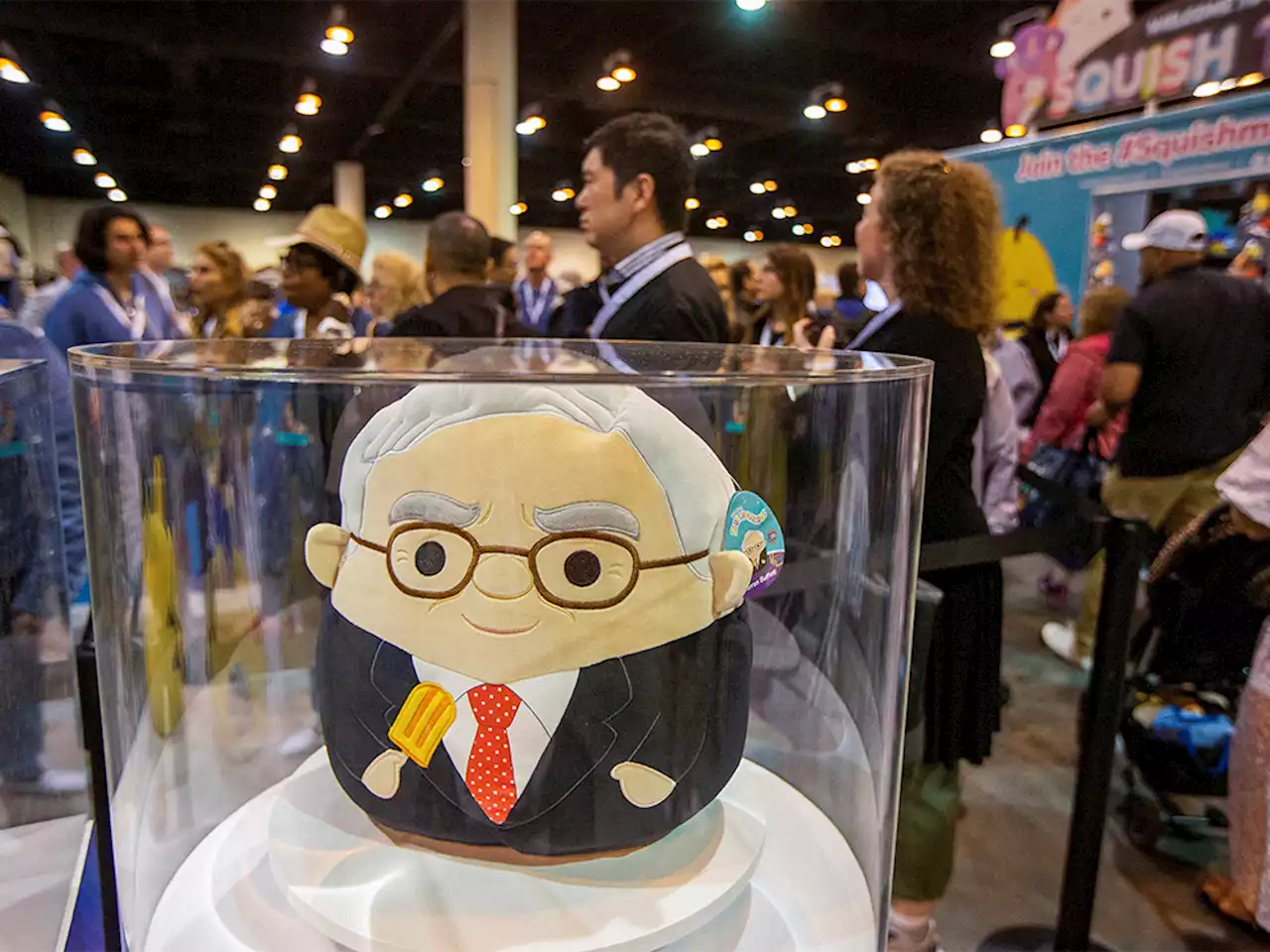 Warren Buffett's rival for attention at Berkshire weekend: Squishmallows