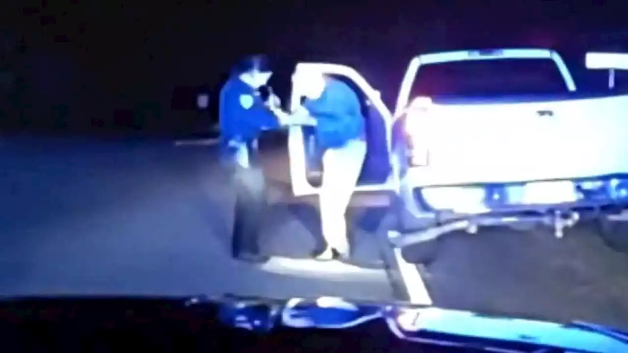 Video: Elderly man gives police officer clog dancing lesson during traffic stop