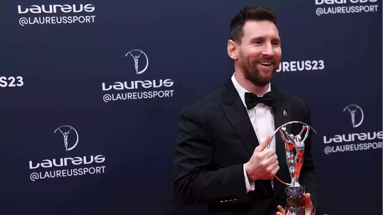 'Le respect, c'est le plus important' : Lionel Messi reçoit un prix pour sa saison sans dire un mot sur le PSG