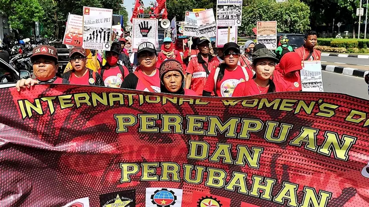 Kehormatan bagi Pekerja Perempuan