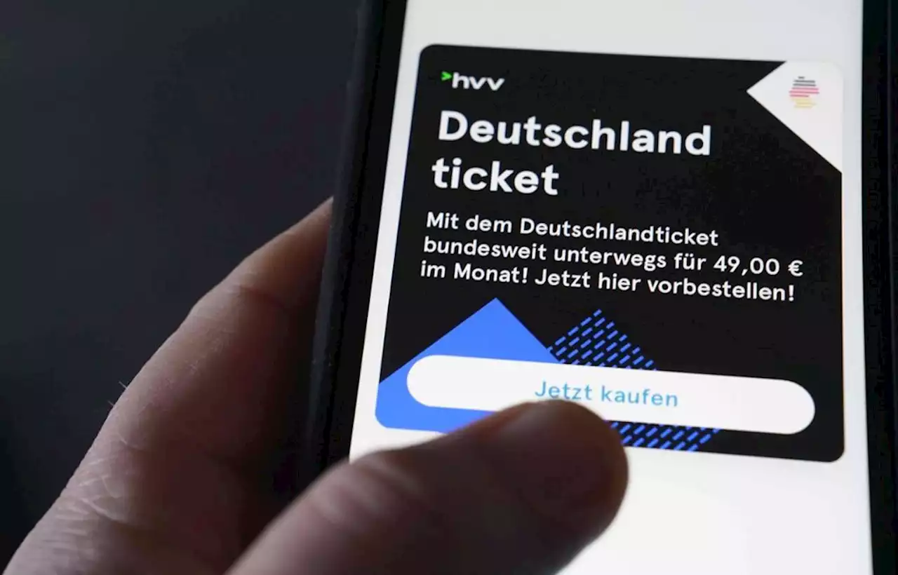 Erste Bilanz: Inzwischen rund sieben Millionen 49-Euro-Tickets verkauft - idowa