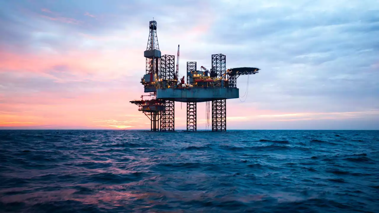 14,000 uncapped gas and oil wells put climate and marine ecosystems at risk