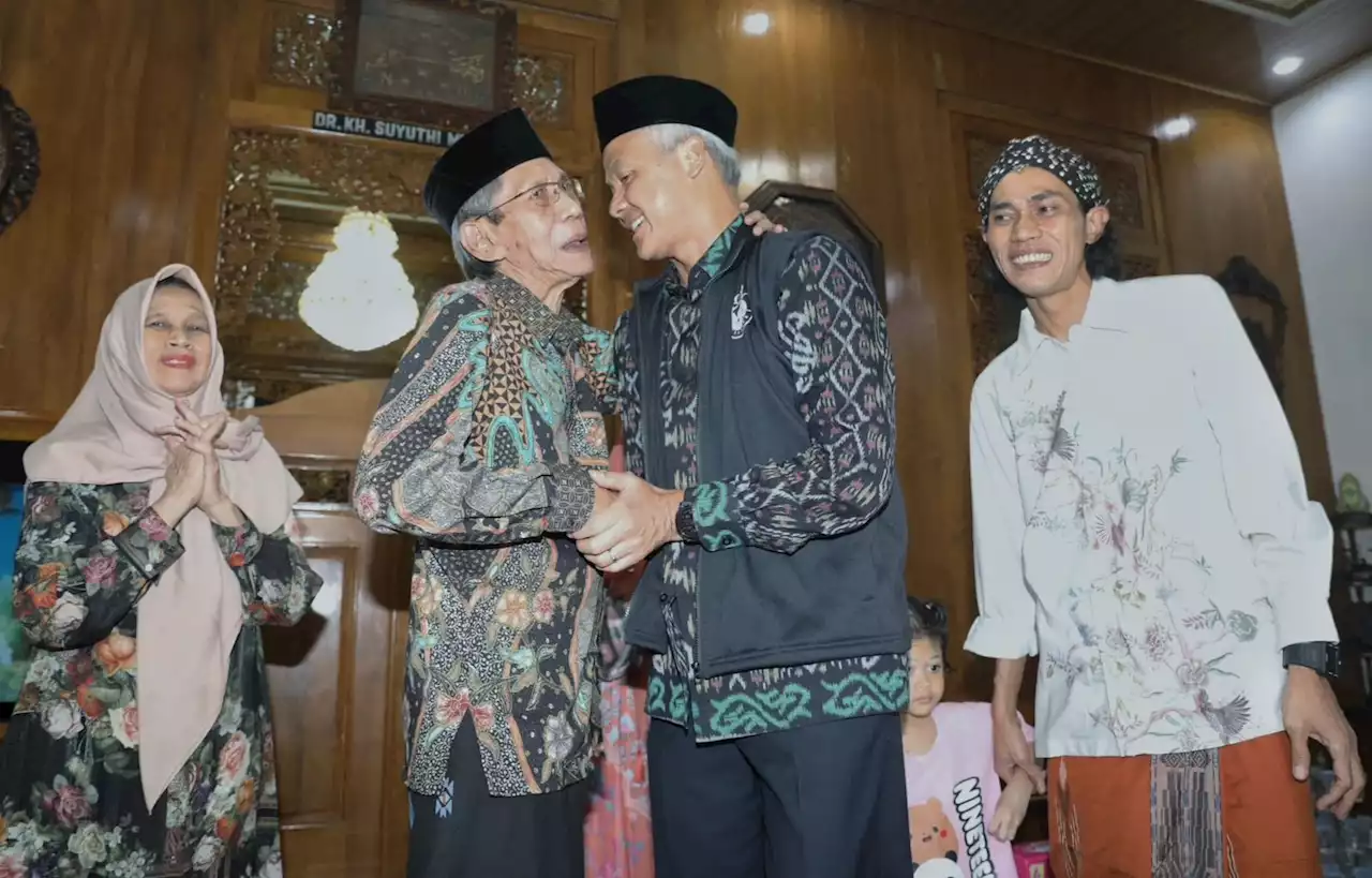 Abah Suyuthi Berikan Banyak Petuah Untuk Ganjar Pranowo