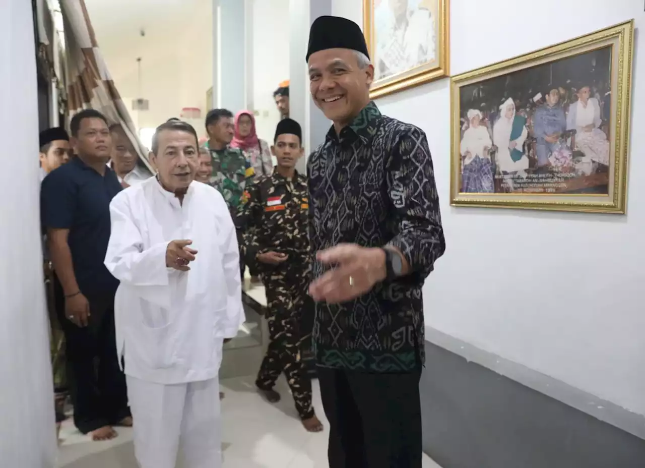 Banyak Cerita Ketika Ganjar Bertemu Habib Luthfi