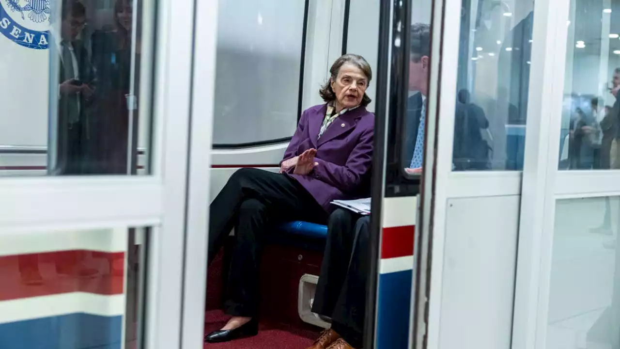 Dianne Feinstein returns to Washington