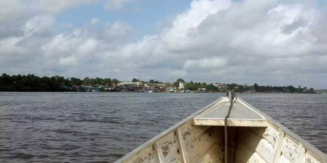 Guyane : un militaire porté disparu après être tombé d'une pirogue