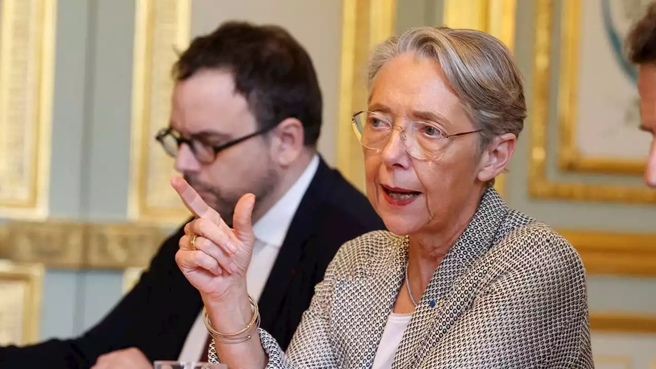 Elisabeth Borne tente de renouer le dialogue avec les syndicats