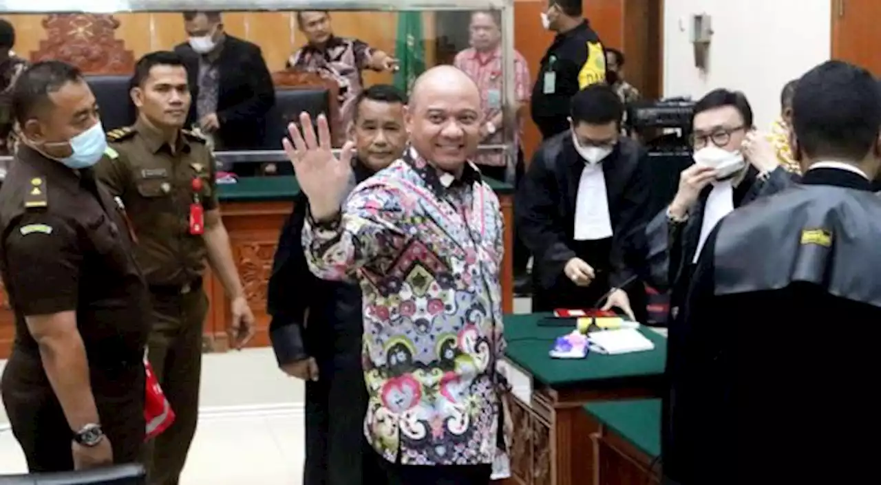 Hari Ini, Teddy Minahasa Hadapi Vonis Hakim Terkait Kasus Narkoba