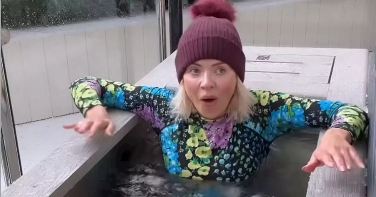 Holly Willoughby sports swimsuit as she hops on celeb ice bath craze