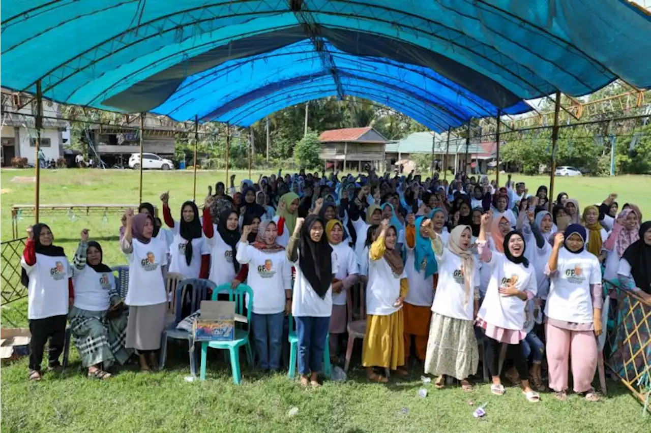 Gerakan Passeddingeng Masyarakat Bone |em|Halalbihalal|/em| Relawan dan Penyuluhan Pertanian |Republika Online