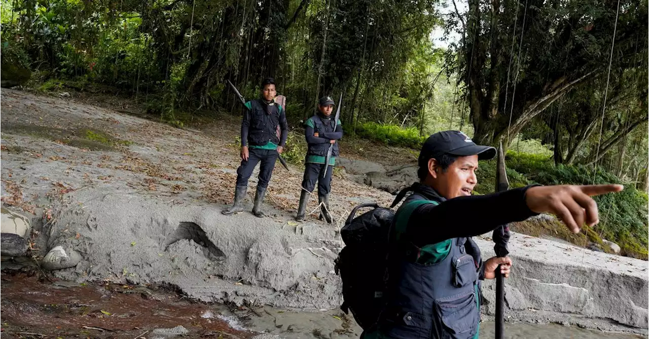 Ecuador deploys soldiers against illegal mines in Amazonian areas