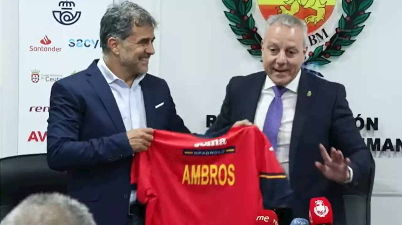 Ambros Martín, presentado como nuevo seleccionador de las Guerreras: