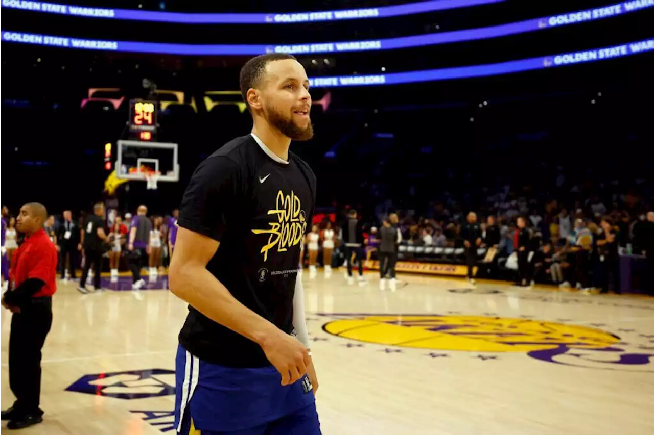 What's Steph Curry got up his sleeve? Dissecting a telltale smile and nod