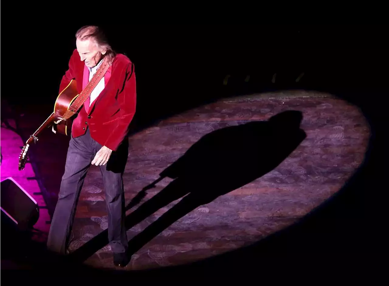 Editorial | Honouring Gordon Lightfoot