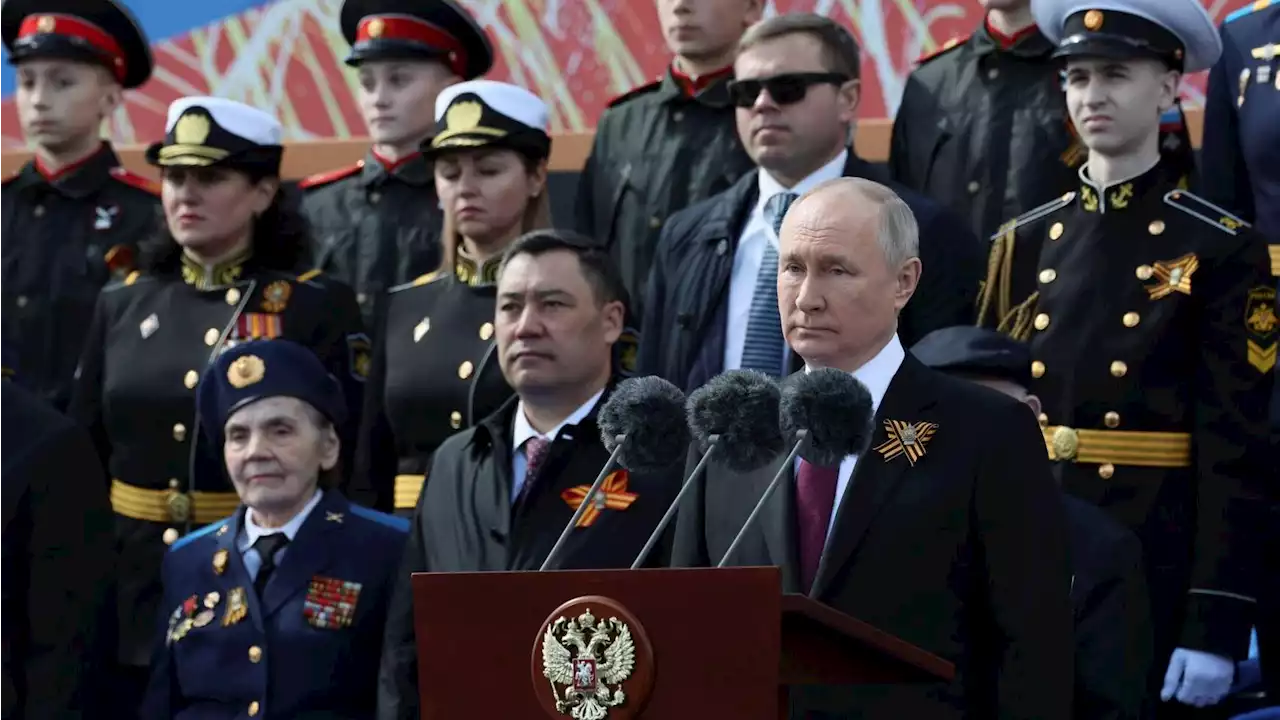 Putin blames West; new rules aim to protect airline passengers; Biden jokes off age concerns