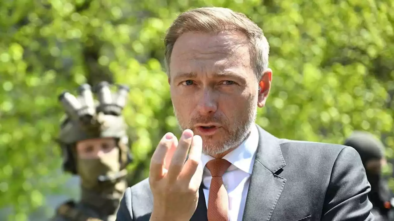 finanzminister christian lindner unterstützt die bremer fdp