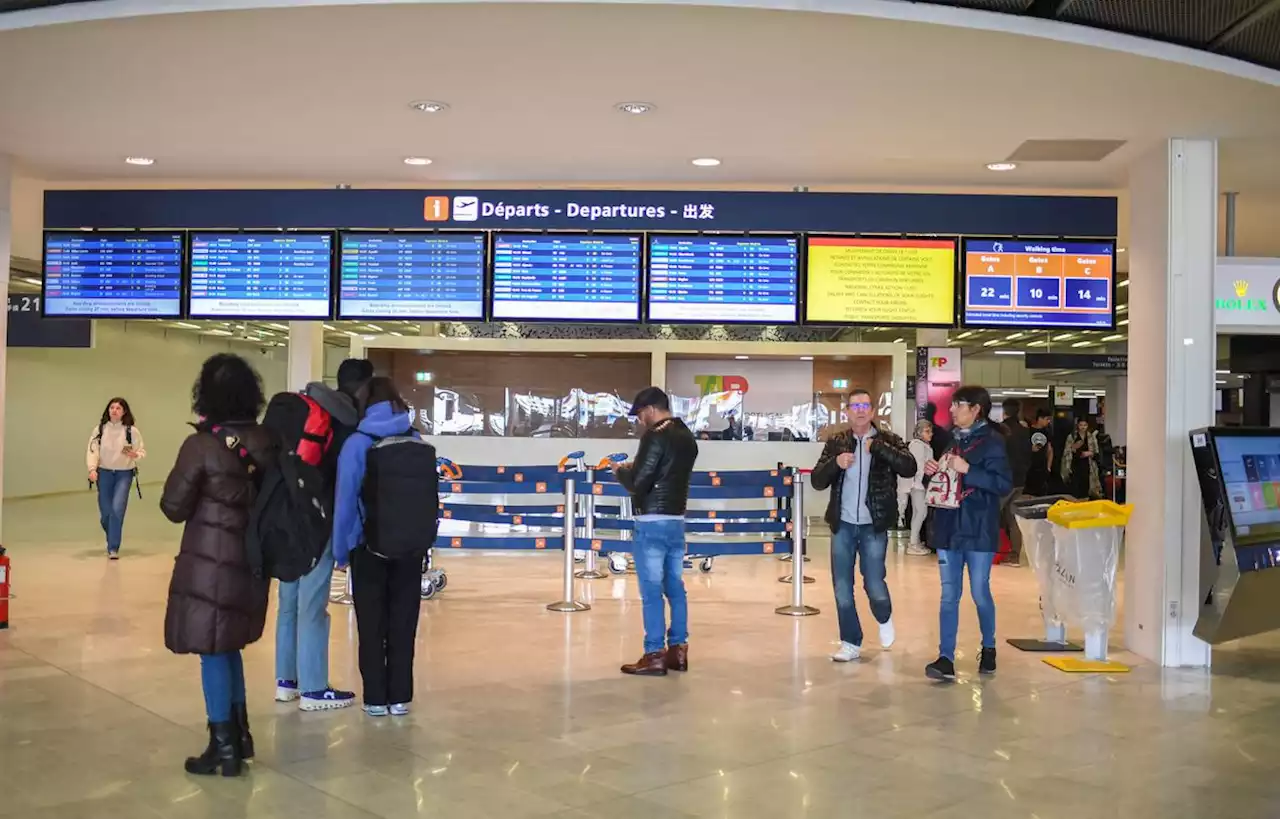 Un vol sur trois annulé mardi à Paris Orly, d’autres aéroports touchés